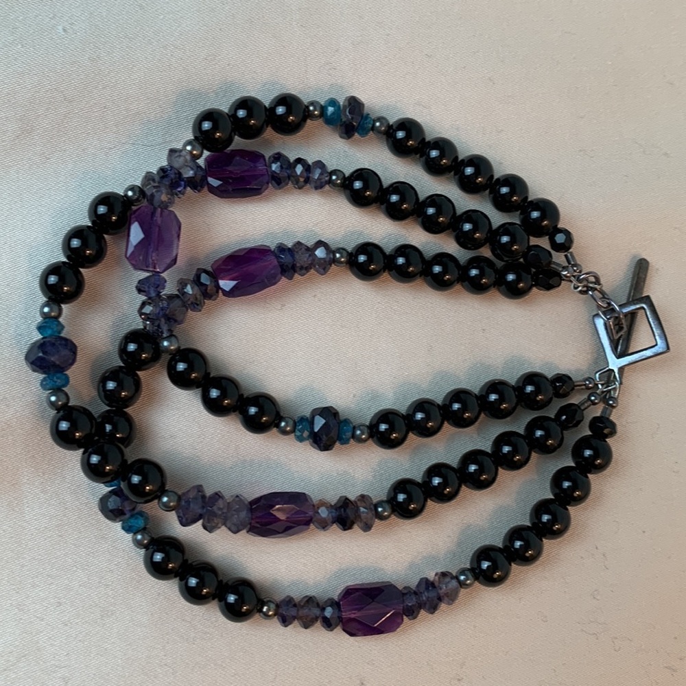 Fortunoff's purple & black stone bracelet